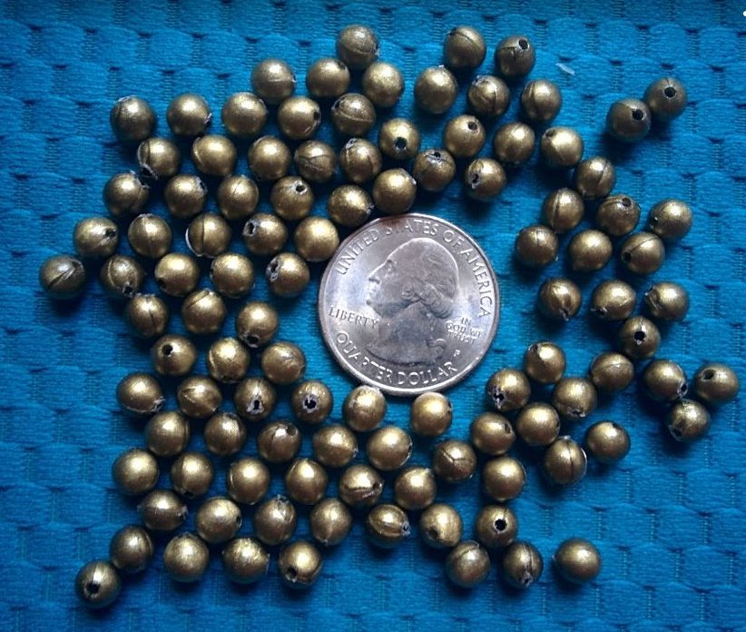 Misc Beads olive greenish an270