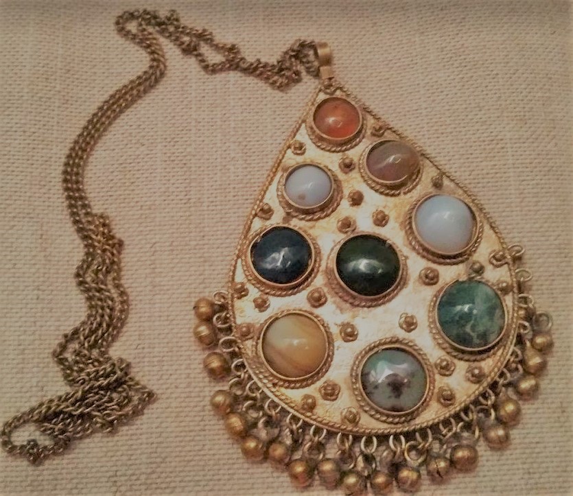Kuchi Pendants & Necklaces